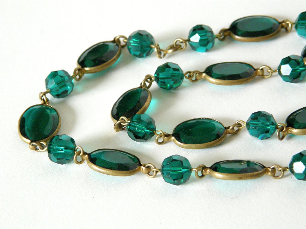 Women's Green Faceted Crystal Sautoir Necklace