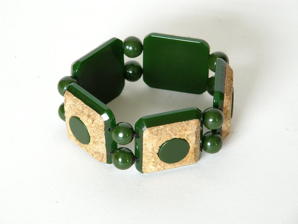 Retro Green Bakelite and Cork Circles and Squares Link Bracelet