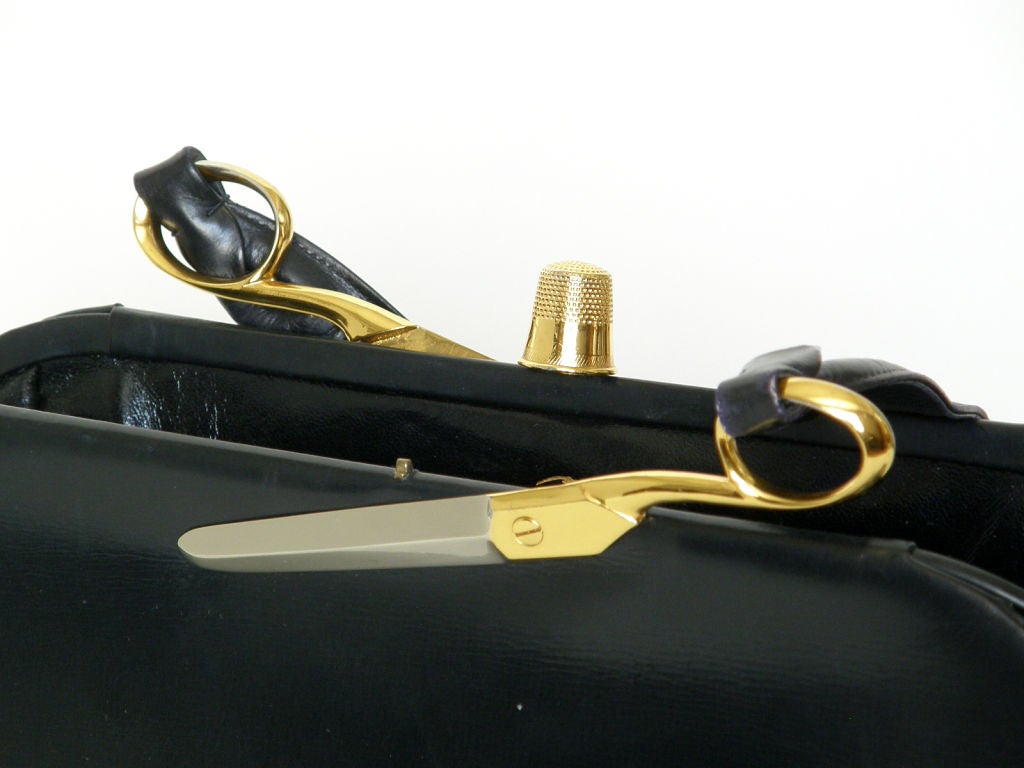 Koret Scissors and Thimble Handbag 3