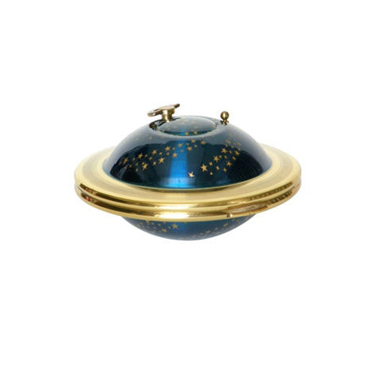Kigu "Flying Saucer" Musical Compact