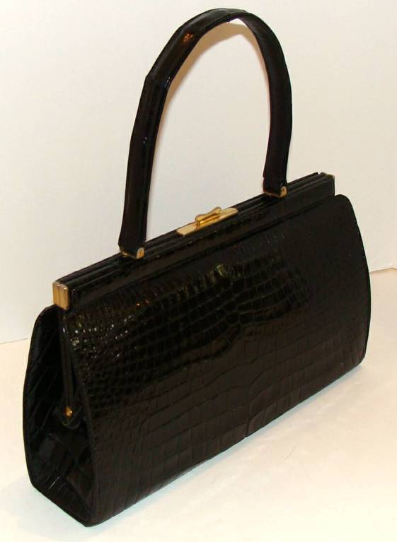 Black Crocodile Handbag Large and Excellent 6