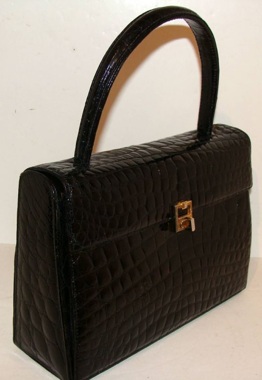 Black Center Skin Crocodile Handbag Purse France For Sale 7