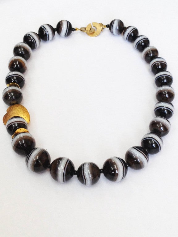 Women's Victorian Banded Agate Bead Necklace