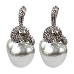 South Sea Pearl and Diamond Gold Earrings