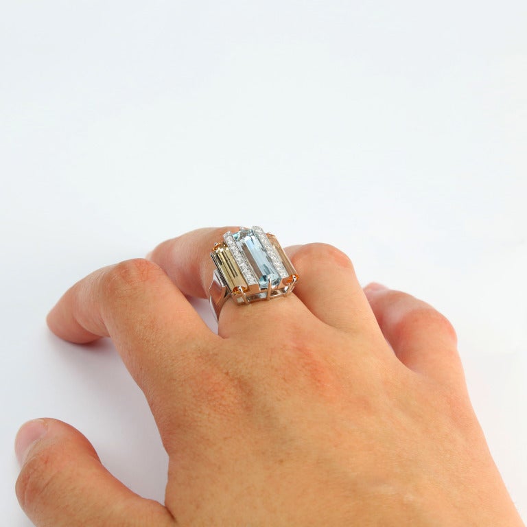 Statement-Ring mit Aquamarin-Topas und Diamant-Edelsteinbesatz aus Gold (Art déco)