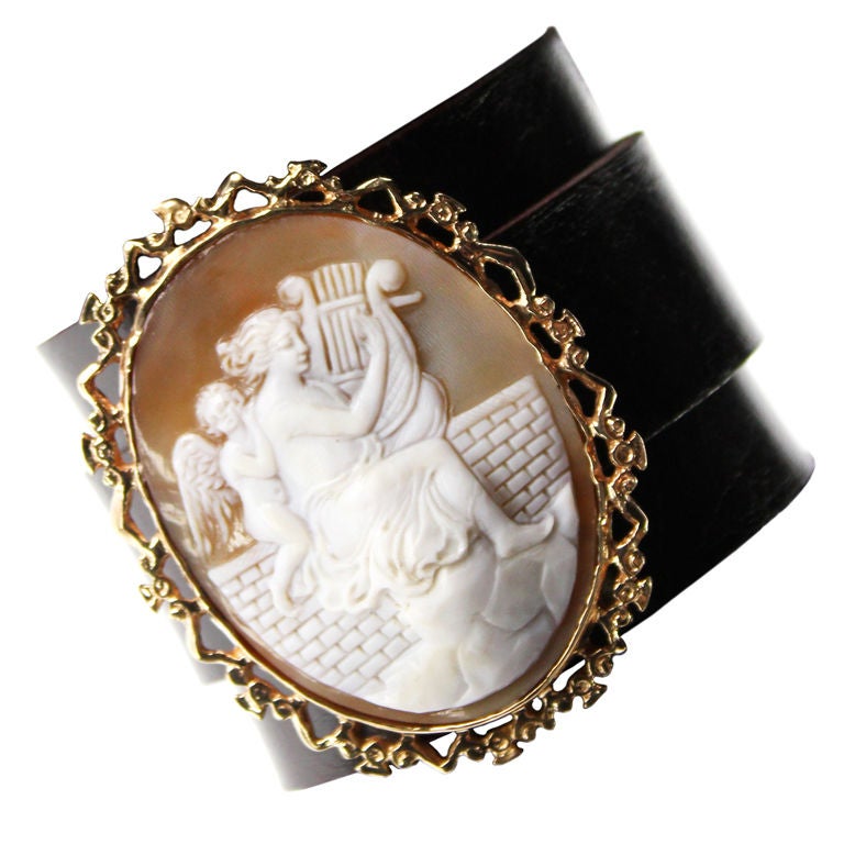 Victorian Shell Cameo Leather Cuff Bracelet/Pendant