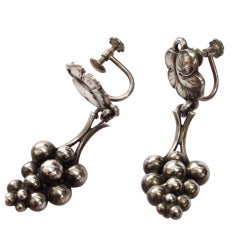 GEORG JENSEN Moonlight Silver Grape Earrings 40