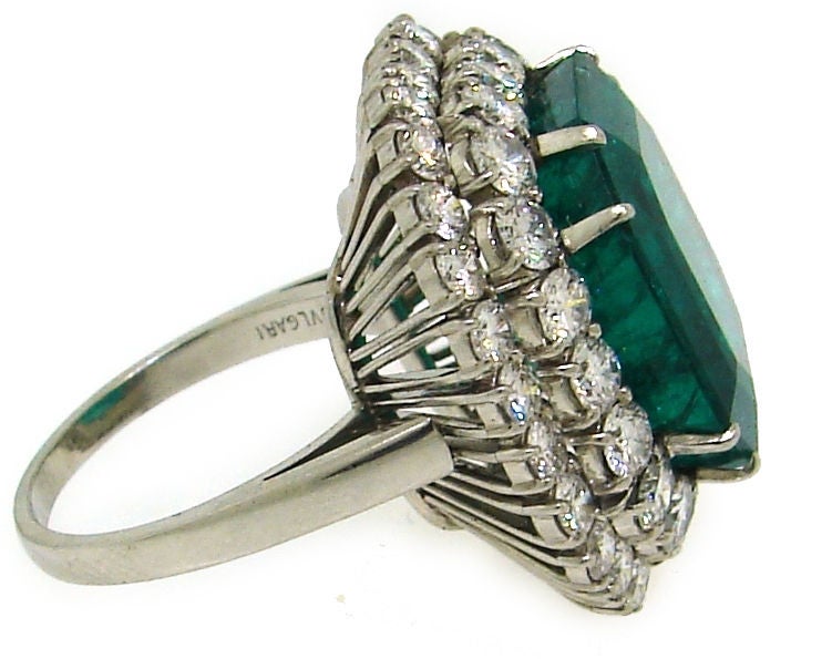 BULGARI 16::15 Karat Smaragd und Diamant Ring 2