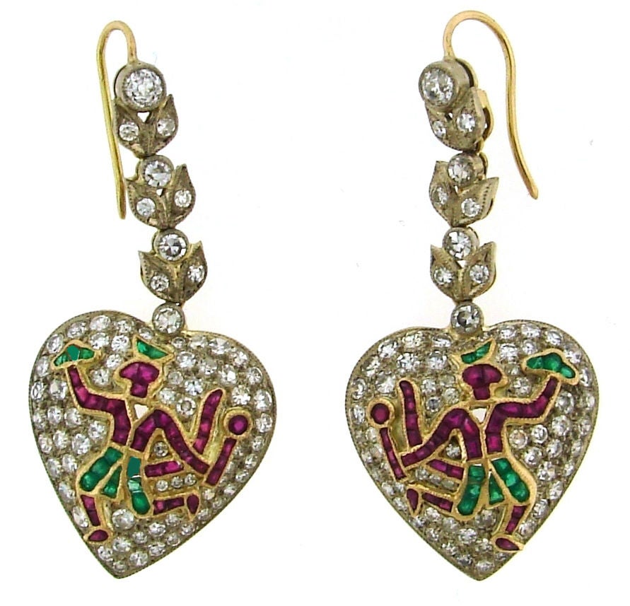 c.1930's Indian Epic Motif Diamond Gems Platinum Gold Earrings and Pin Set For Sale 2