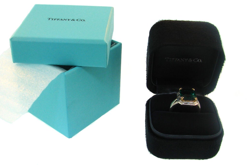 Tiffany & Co. 6.26 cts Step Cut Emerald, Diamond Platinum Ring 4
