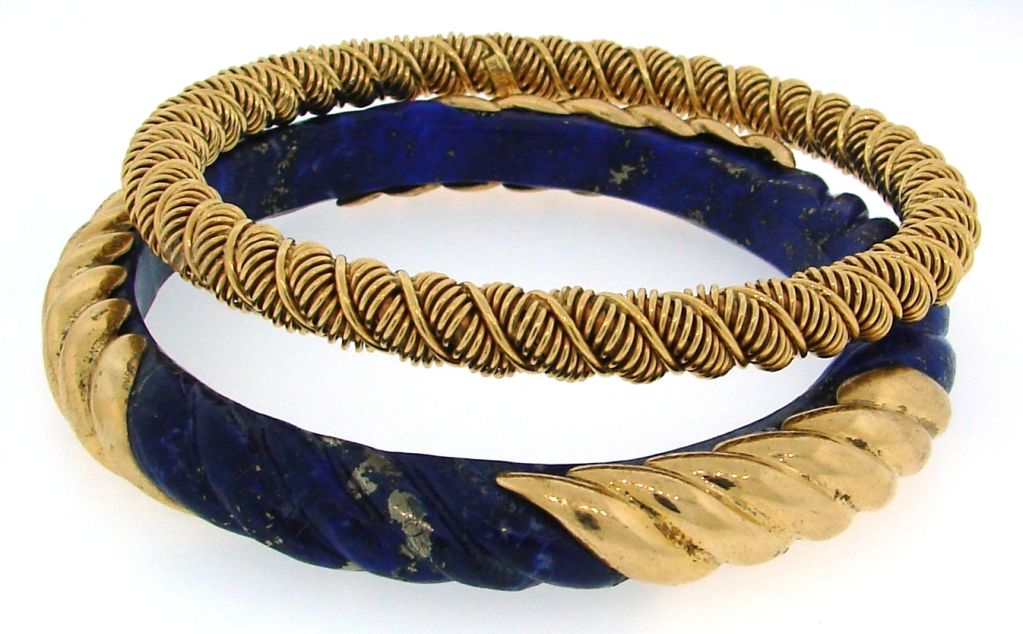 VAN CLEEF & ARPELS Carved Lapis Lazuli & Yellow Gold Bangle 5