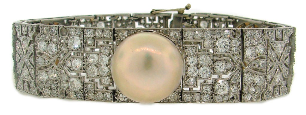 Art Deco Mabe Pearl, Daimond & Platinum Bracelet 1