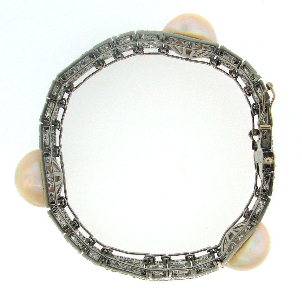 Art Deco Mabe Pearl, Daimond & Platinum Bracelet 2