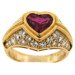 BULGARI Heart Ruby Diamond Yellow Gold Ring, 1980s Bvlgari