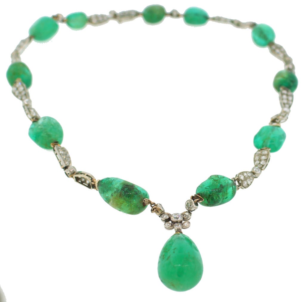 Stunning elegant yet wearable necklace created in Europe in the 1930's.<br />
The necklace is 16