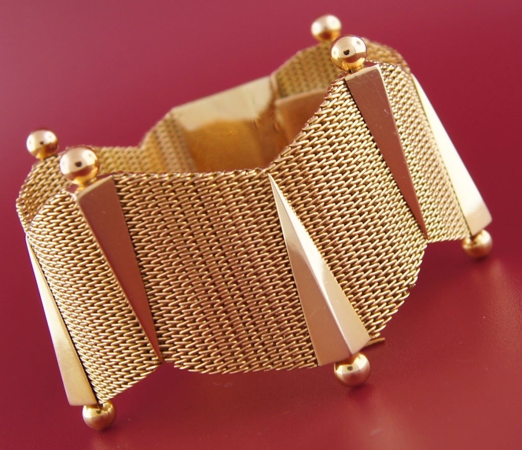 Zigzag yellow gold retro bracelet for sale at 1stdibs