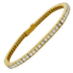 TIFFANY & Co. Colorless Princess Cut Diamonds Gold Bracelet