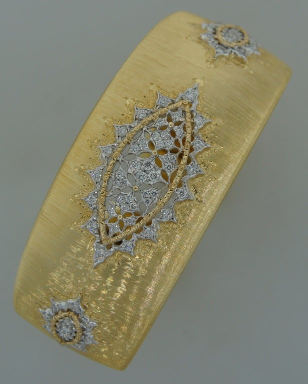 MARIO BUCCELLATI Diamond & Gold Signature Bangle Bracelet