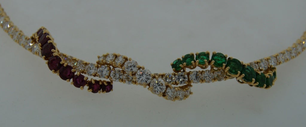 ASPREY Yellow Gold Necklace with Diamond Emerald and Red Spinel In Excellent Condition In Beverly Hills, CA
