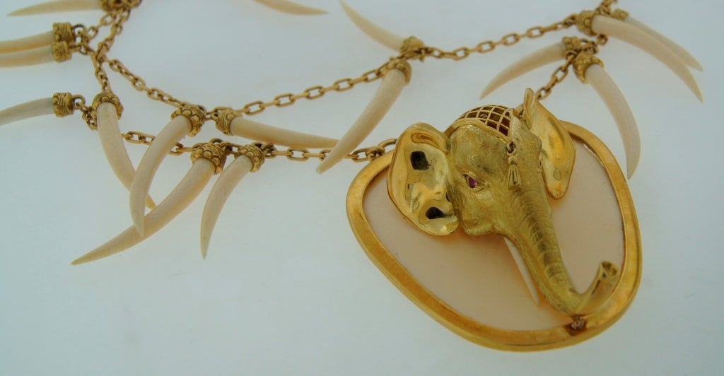 Stunning Italian Bone & Yellow Gold Elephant Necklace 3
