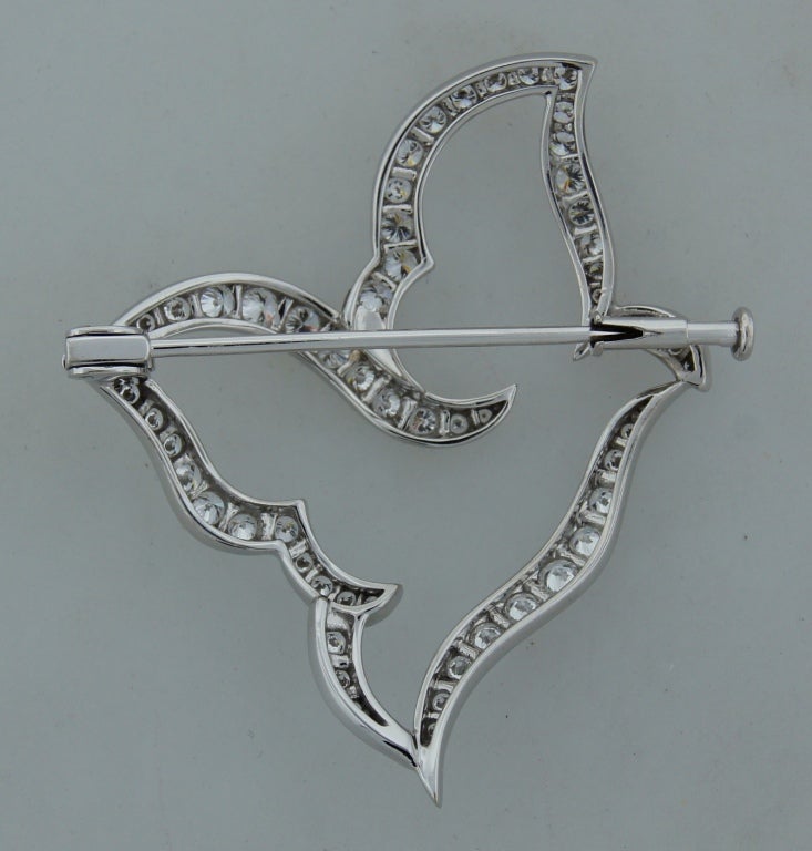 Women's VAN CLEEF & ARPELS Diamond & White Gold Brooch Pin