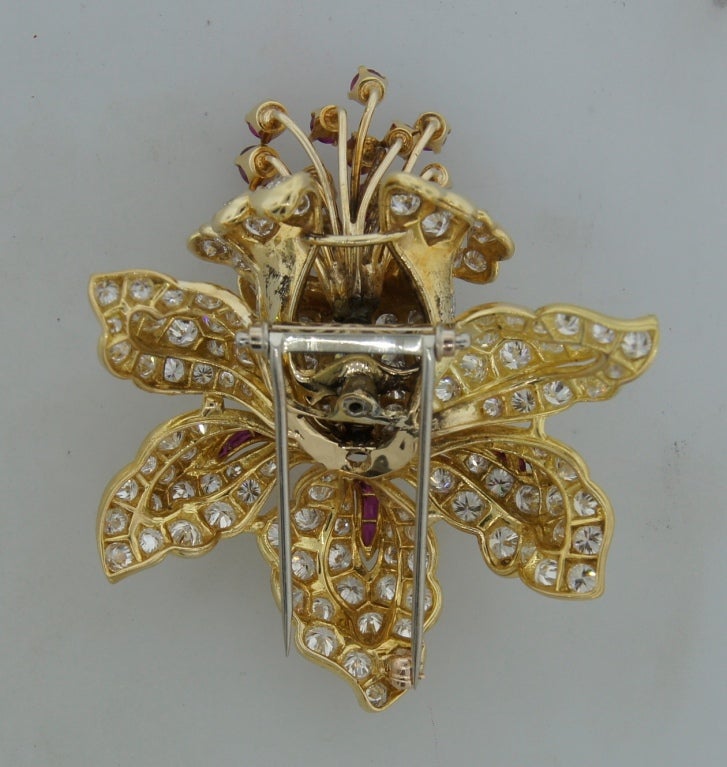 RENE BOIVIN  Diamond Ruby & Yellow Gold Tremblant Brooch Pin For Sale 1