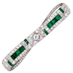Art Deco Diamond Emerald & Platinum Pin Brooch
