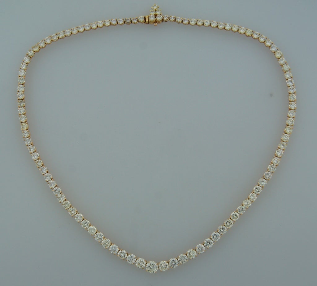 Contemporary Harry Winston Diamond Yellow Gold Riviere Necklace