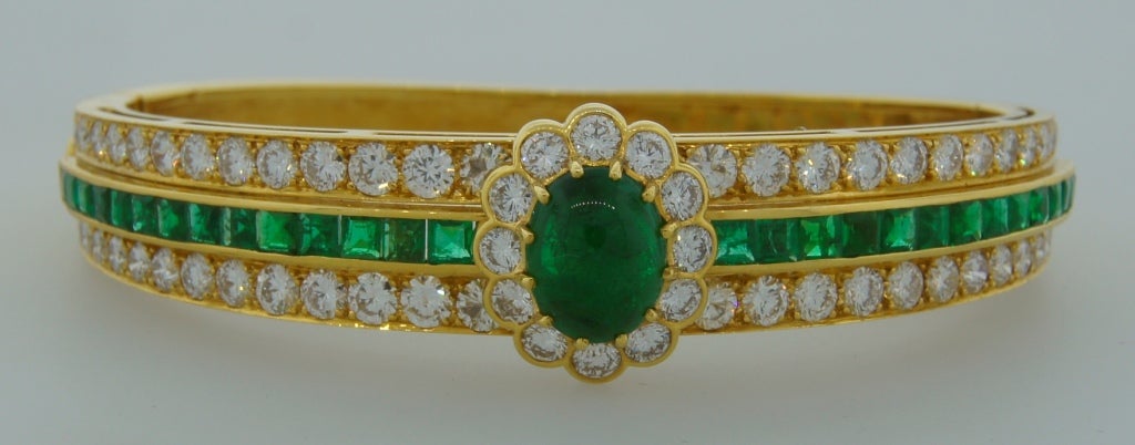 Women's Van Cleef & Arpels Emerald Diamond Yellow Gold Bangle Bracelet VCA 1980s