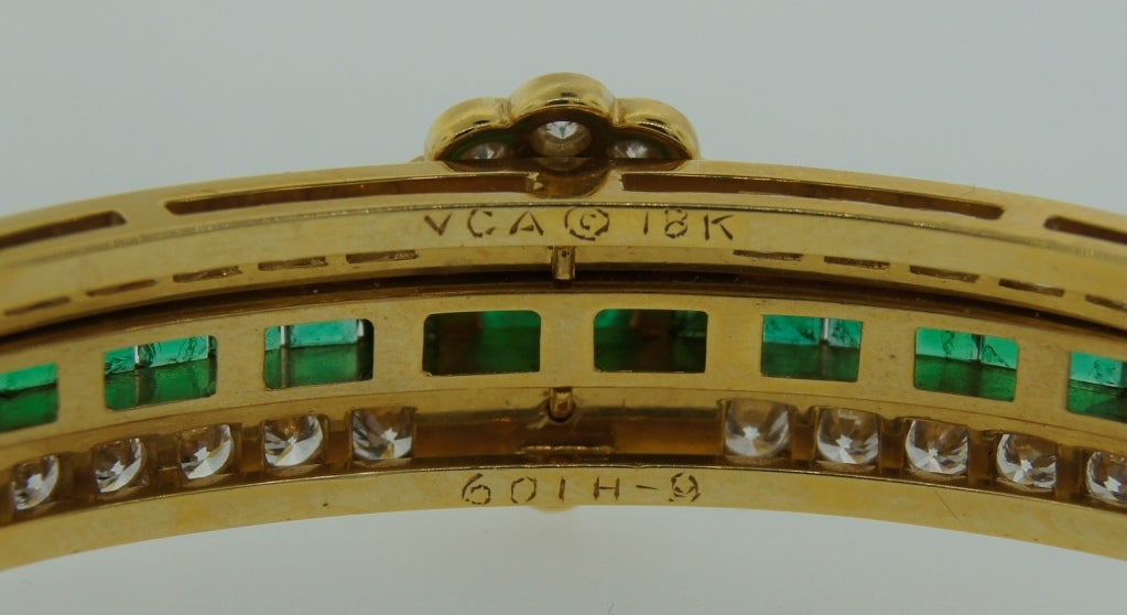Van Cleef & Arpels Emerald Diamond Yellow Gold Bangle Bracelet VCA 1980s 3