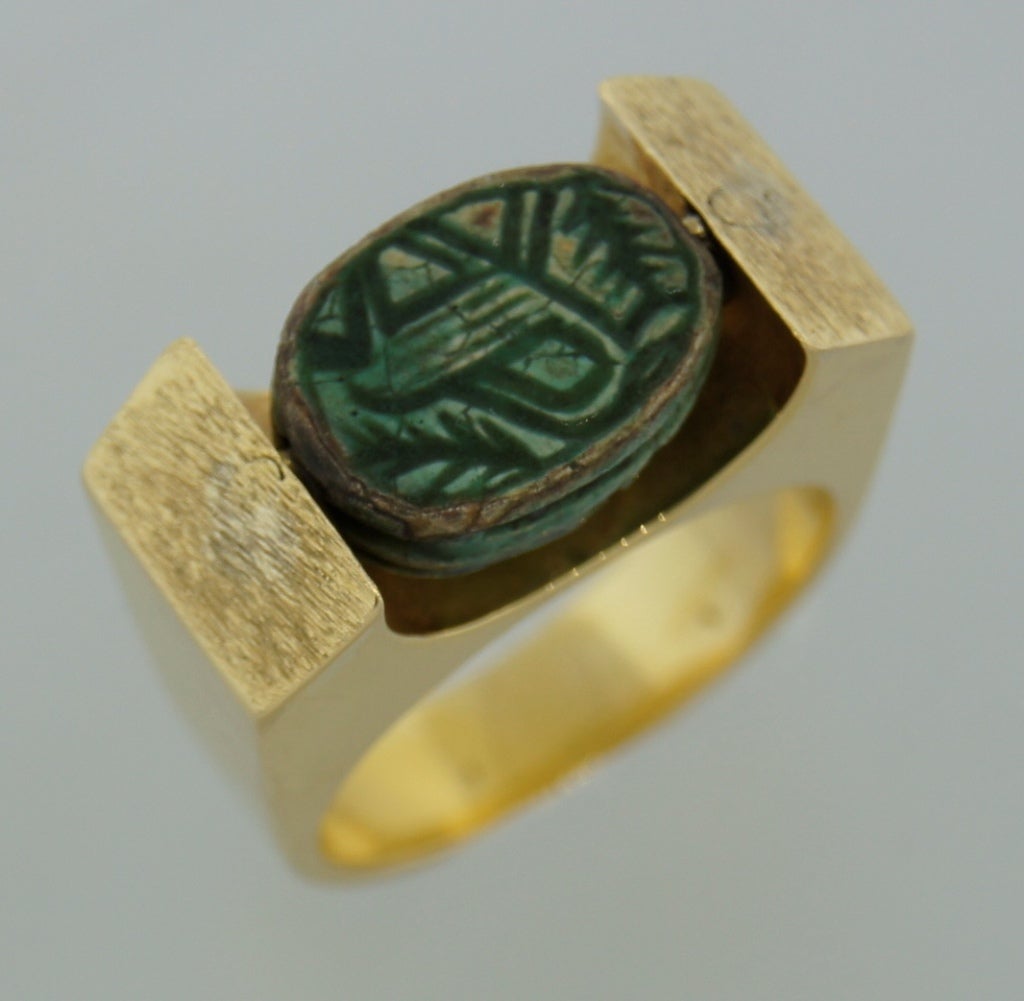 Carved Scarab Yellow Gold Ring Egyptian Revival 1930s 1