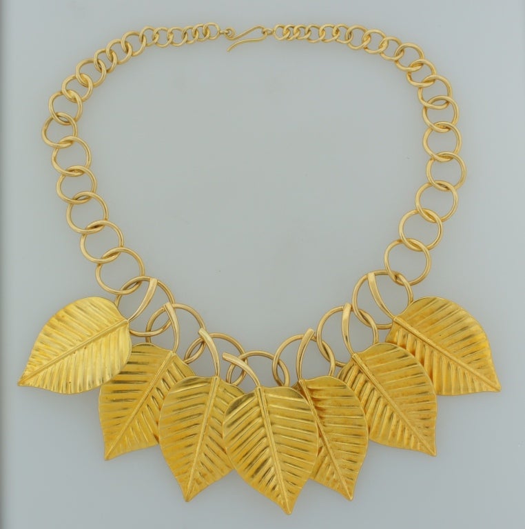 Ilias Lalaounis Yellow Gold Leaf Necklace In Excellent Condition In Beverly Hills, CA