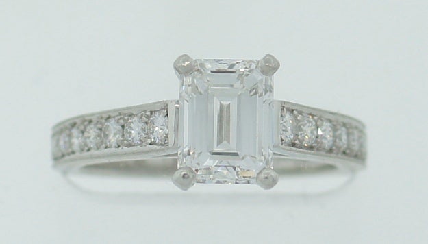 Gorgeous Cartier diamond & platinum ring 