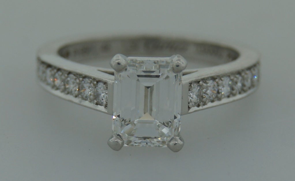 Cartier 1.52-ct Diamond (F, VS1 - GIA Certificate) Platinum Engagement Ring In Excellent Condition In Beverly Hills, CA