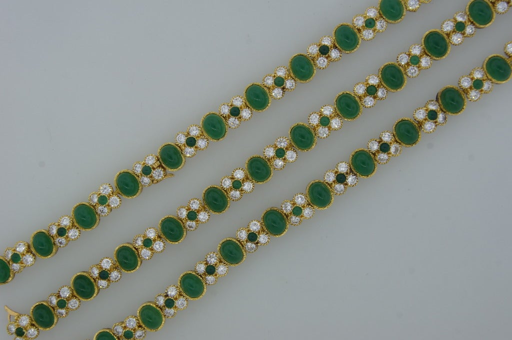 Lovely colorful necklace created by Van Cleef & Arpels in the 1980's. Popular Clover motif, vintage piece - sought after by connoisseurs. Beautiful combination of green chrysophrase, white diamonds and yellow gold make the piece stand out. 
It is