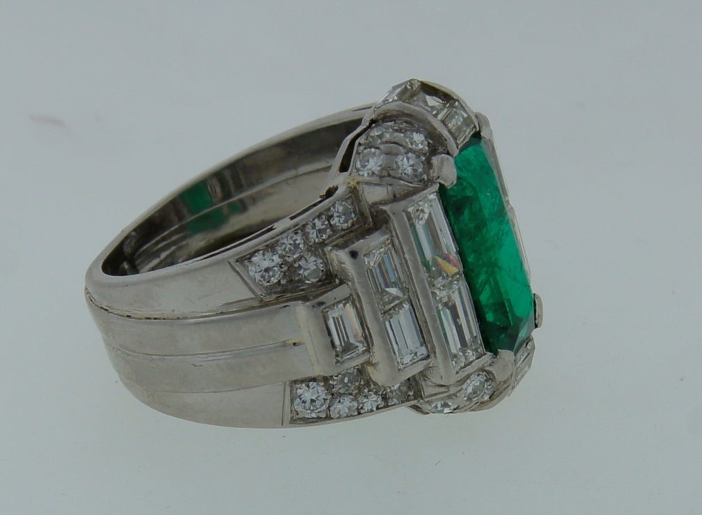 Women's 1960s Bulgari Emerald Diamond Platinum Ring