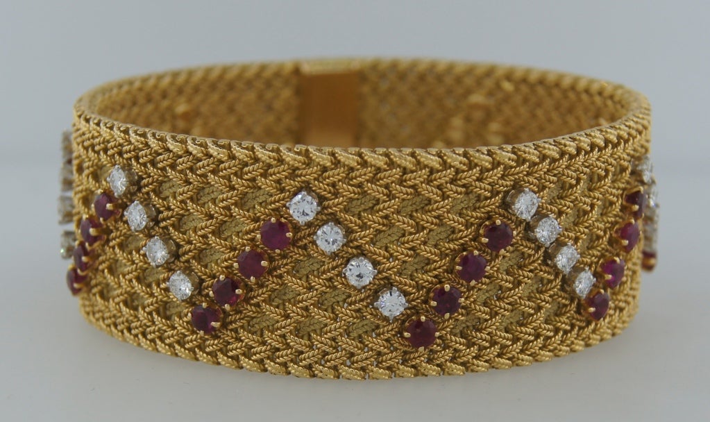 1960s Georges Lenfant Diamond Ruby Yellow Gold Bracelet In Excellent Condition In Beverly Hills, CA