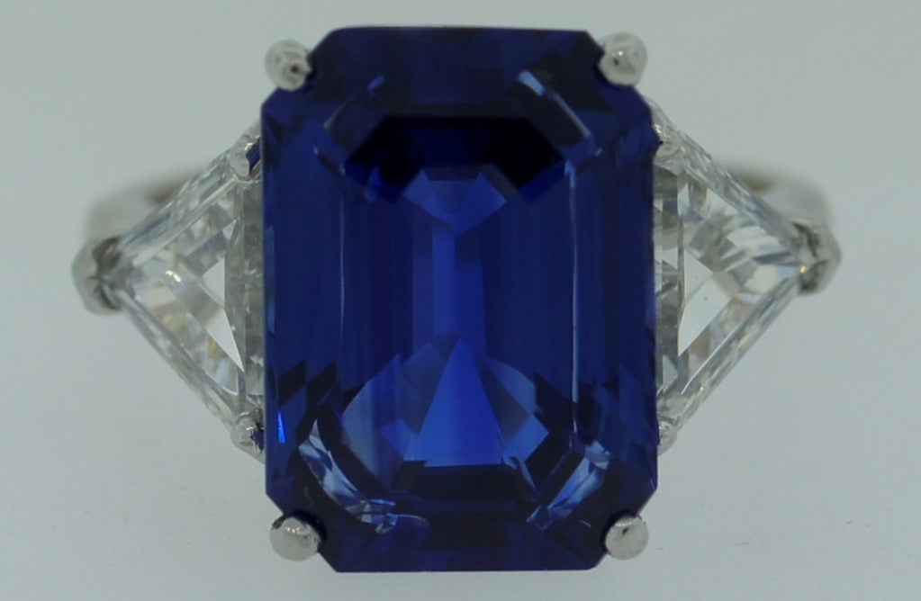 Women's Sapphire Diamond Platinum Three-Stone Ring 8.40 Carat GIA Report