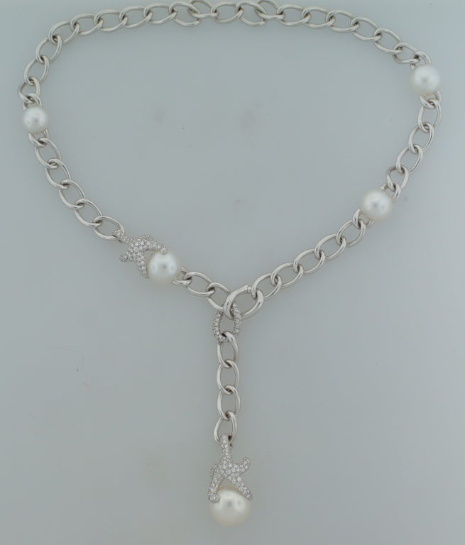 Lovely necklace inspired by sea life. Created by Mikimoto in Italy. Feminine, stylish and wearable, the necklace is a great addition to your jewelry collection.
Five South Sea pearls on 18 karat white gold chain randomly studded with diamonds