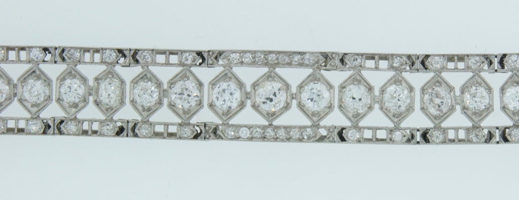 Art déco Art Déco Tiffany & Co. Bracelet en platine et diamants en vente