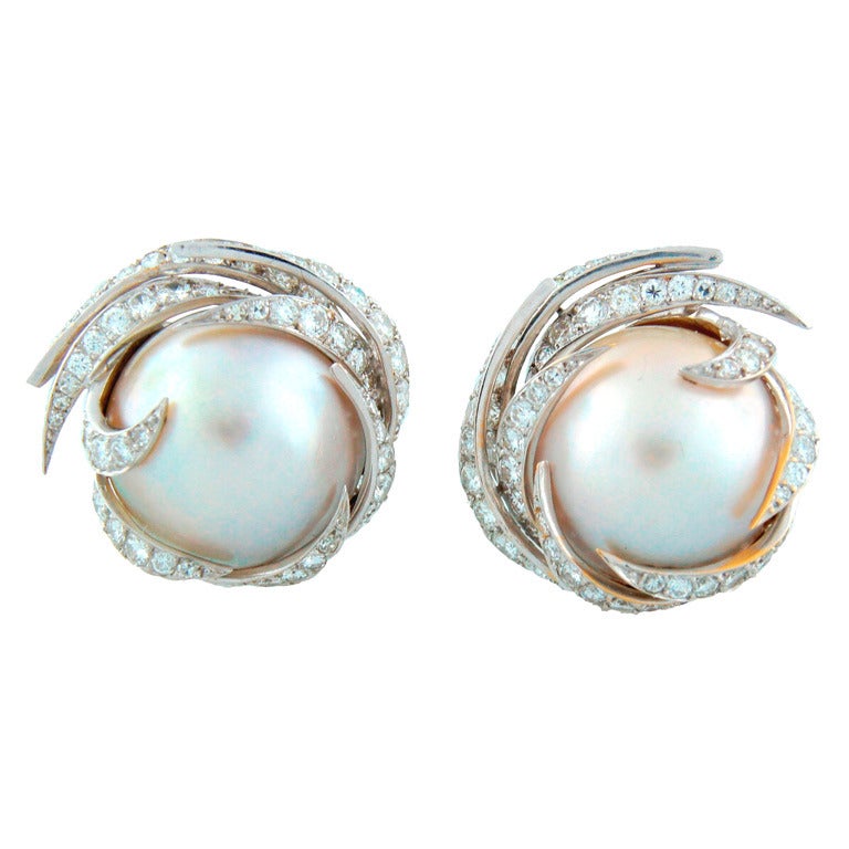 Pierre Sterle Paris 1950s Mabe Pearl Diamond White Gold Earrings