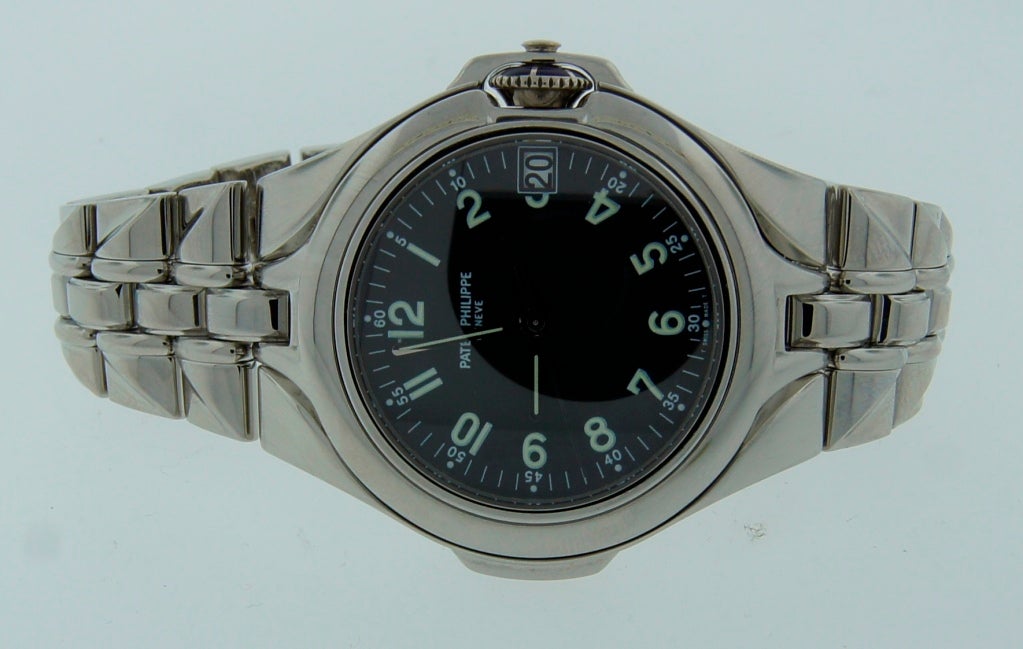 Men's Patek Philippe Stainless Steel Wristwatch with Date and Bracelet circa 2000s