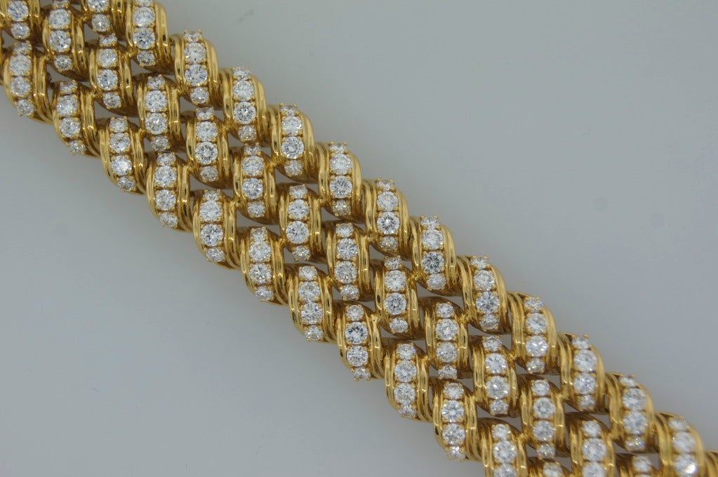 Tiffany & Co. Diamond Yellow Gold Bracelet 1980s 2