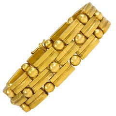An Antique Gold Bracelet