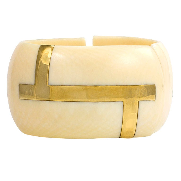 An Ivory and Gold Geometric Cuff