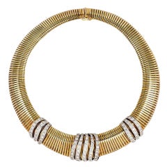 A Gold Gaspipe Necklace with Diamond Segments
