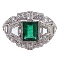 Exquisite Art Deco Emerald and Diamond Ring