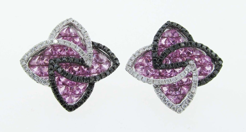 Pink Sapphire Black and White Diamond Pinwheel Design Earrings In New Condition For Sale In Lambertville, NJ