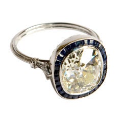 Art deco 3.50ct cushion-cut diamond ring with sapphires