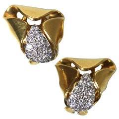 Gold Retro clip earrings with diamond cluster